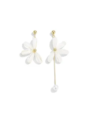 ASYMMETRICAL FLOWER DROP EARRINGS