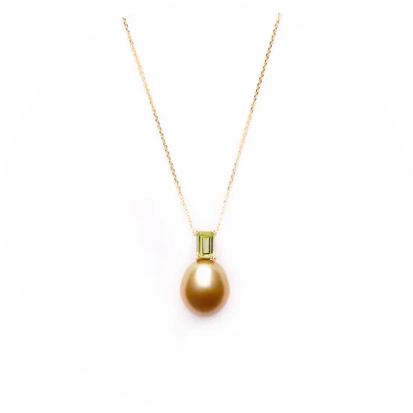 Daniella Pendant