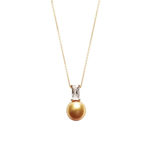 Daniella Pendant