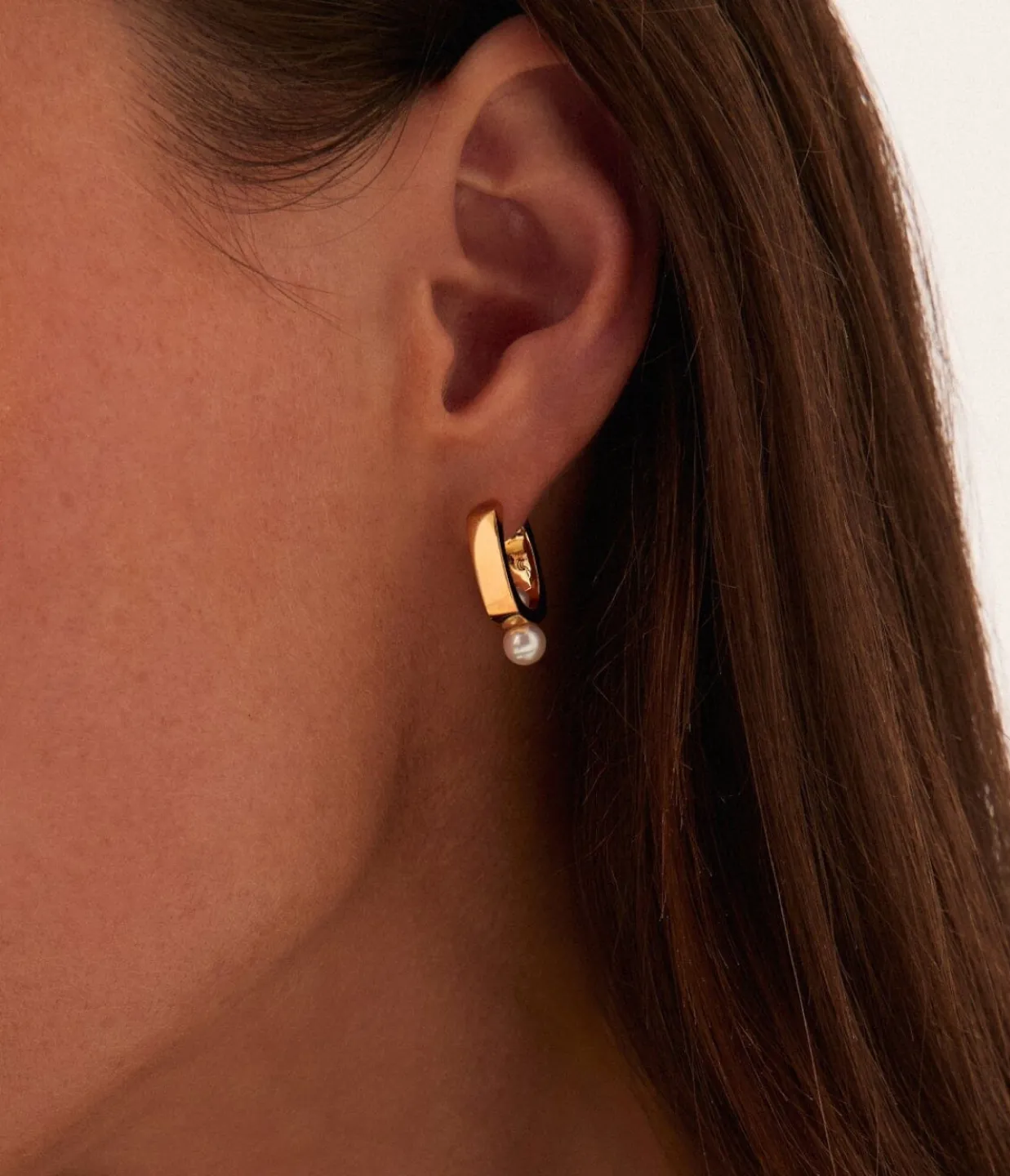 Square Button Pearl Small Hoop Earrings in Gold
